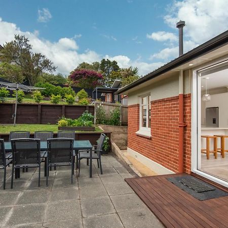 Stunning Family Home In Andersons Bay Dunedin Exterior photo