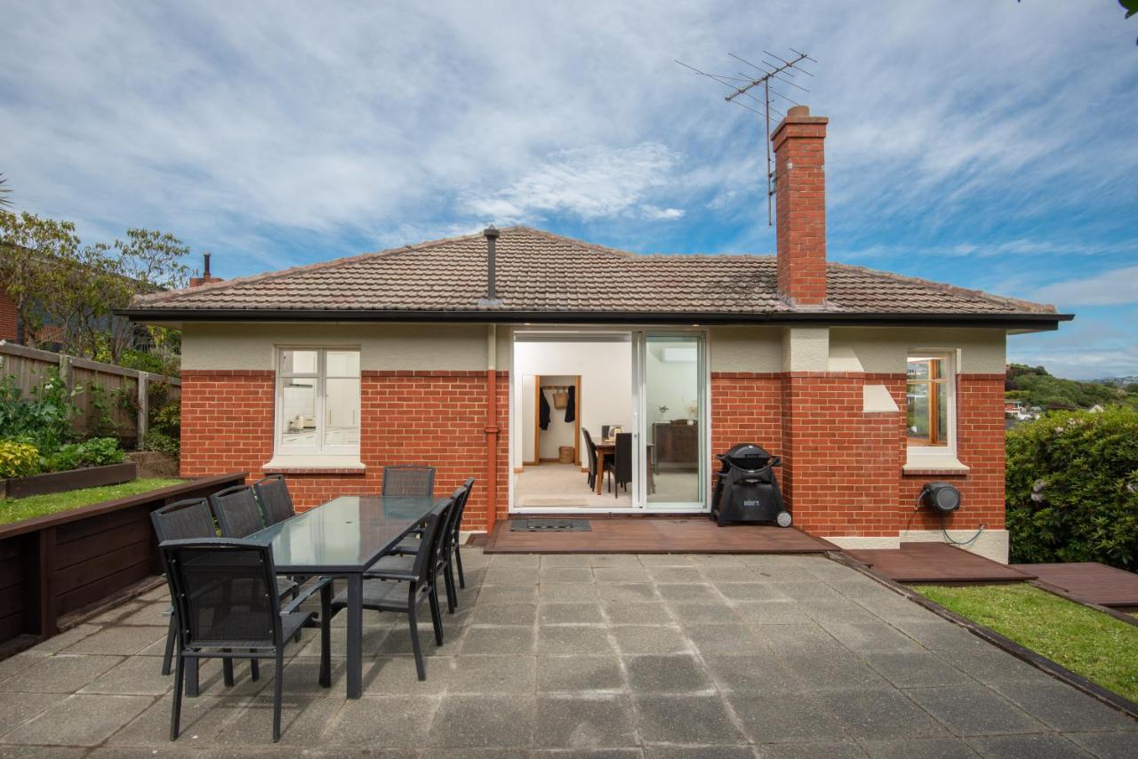 Stunning Family Home In Andersons Bay Dunedin Exterior photo